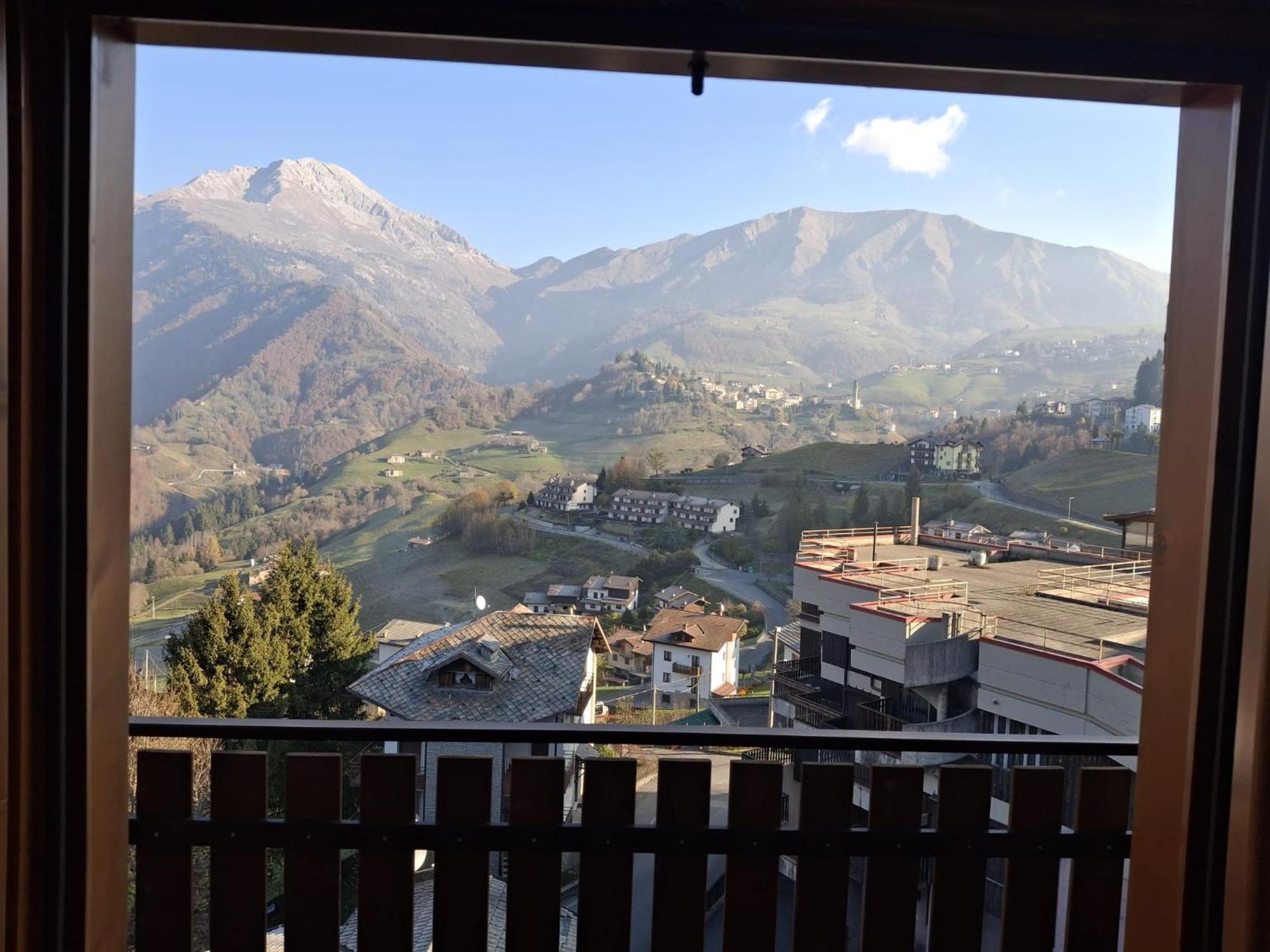 Donizetti Apartment Di Manenti Andrea Oltre il Colle Exterior foto